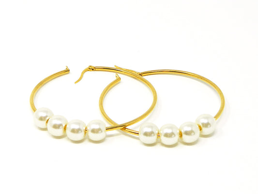 Pearl Hoop Earring in Gold Tone 1